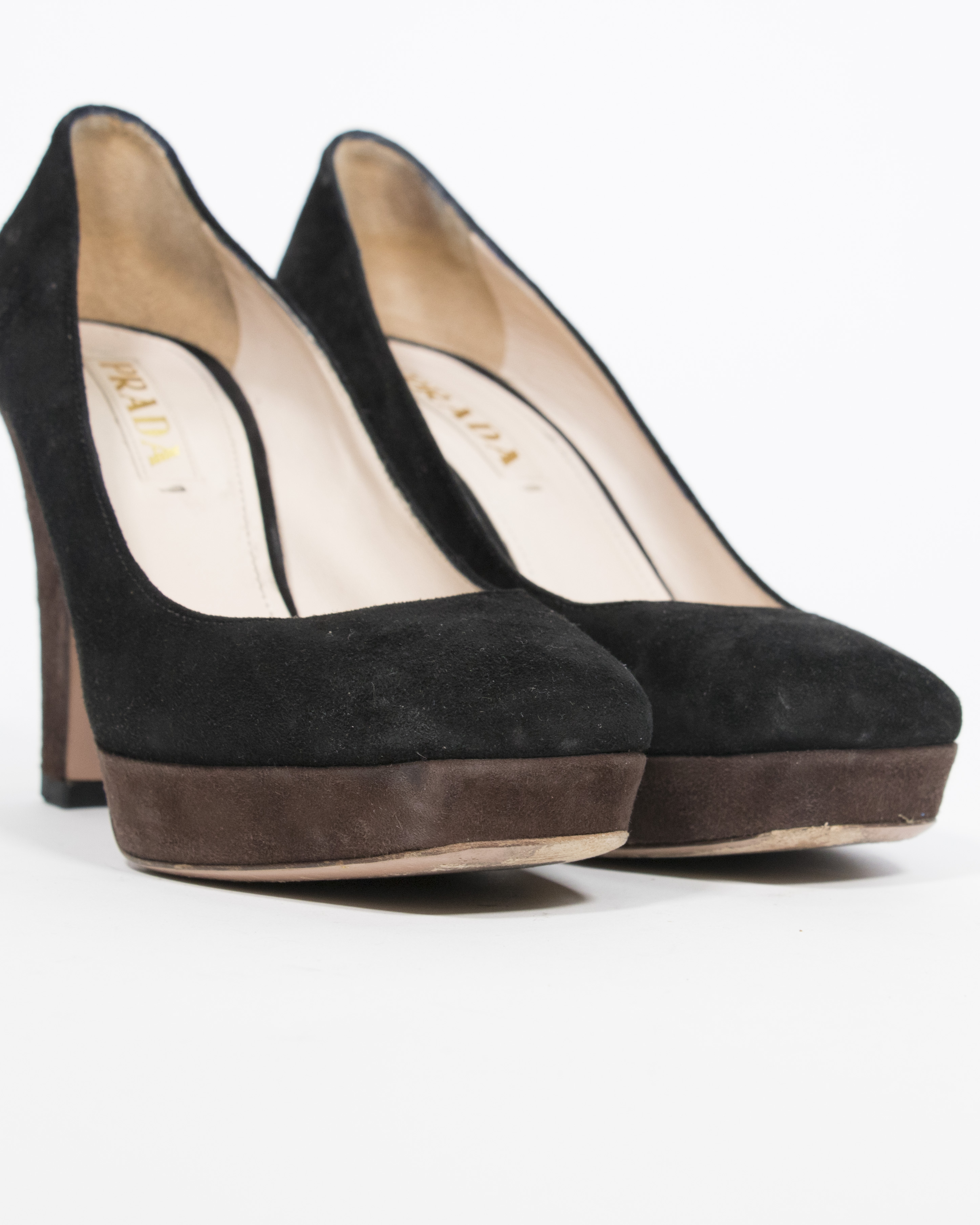 where to buy louboutin shoes