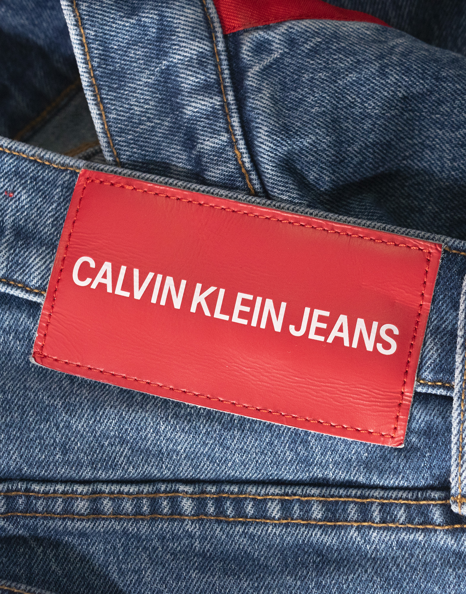 Calvin Klein - Slim fit women's jeans
