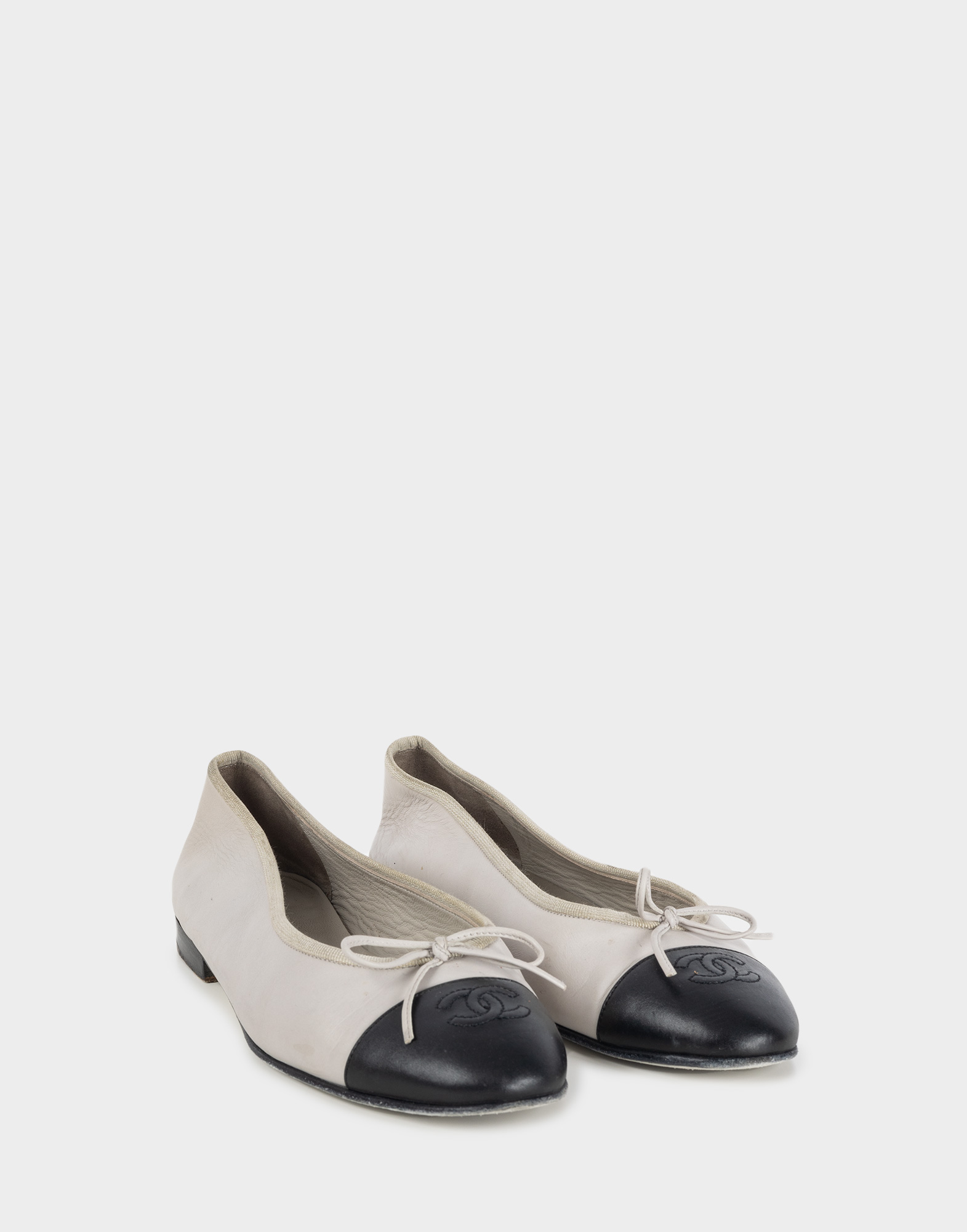 Chanel - Cambon Two-Tone Ballerinas - Image 2