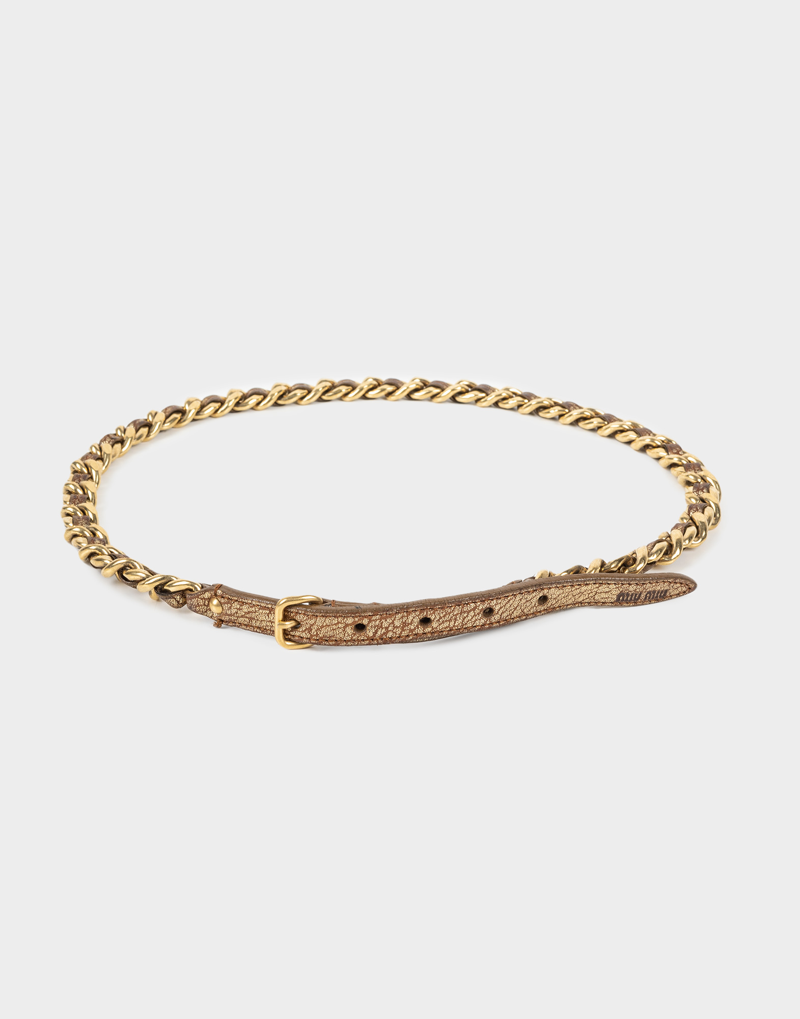 cintura da donna firmata miu miu in pelle marrone effetto dorato con catena color oro