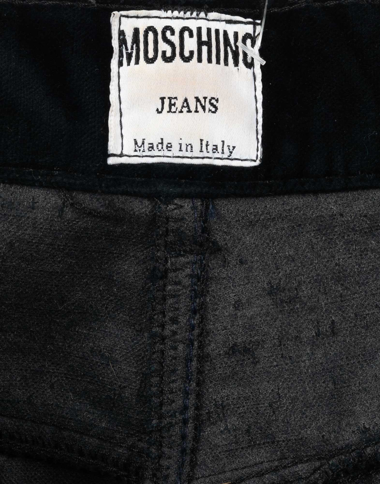 Moschino Jeans - Pantaloncini neri in velluto - immagine 6
