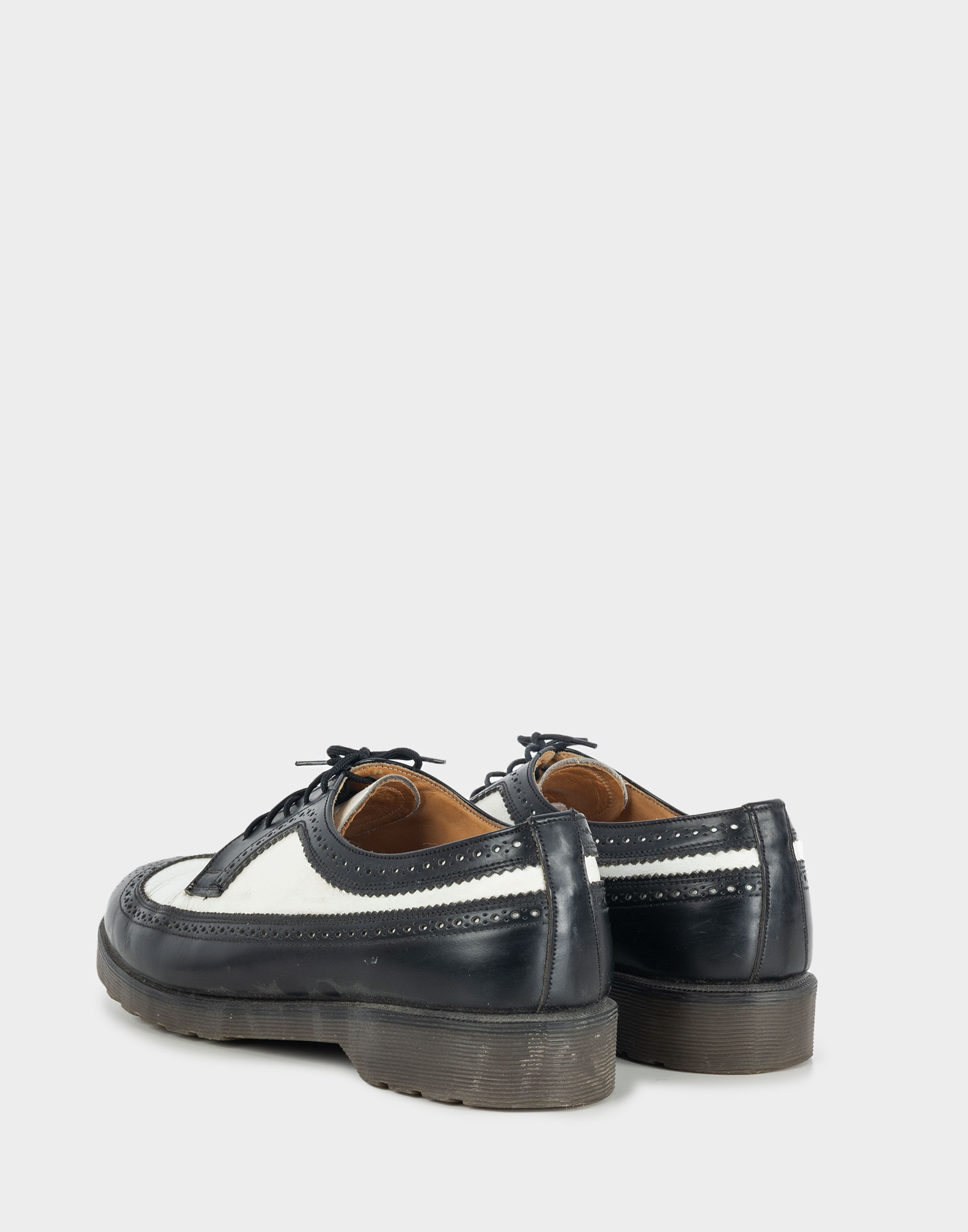 Dr Martens - Scarpe Oxford bianche e nere - immagine 3