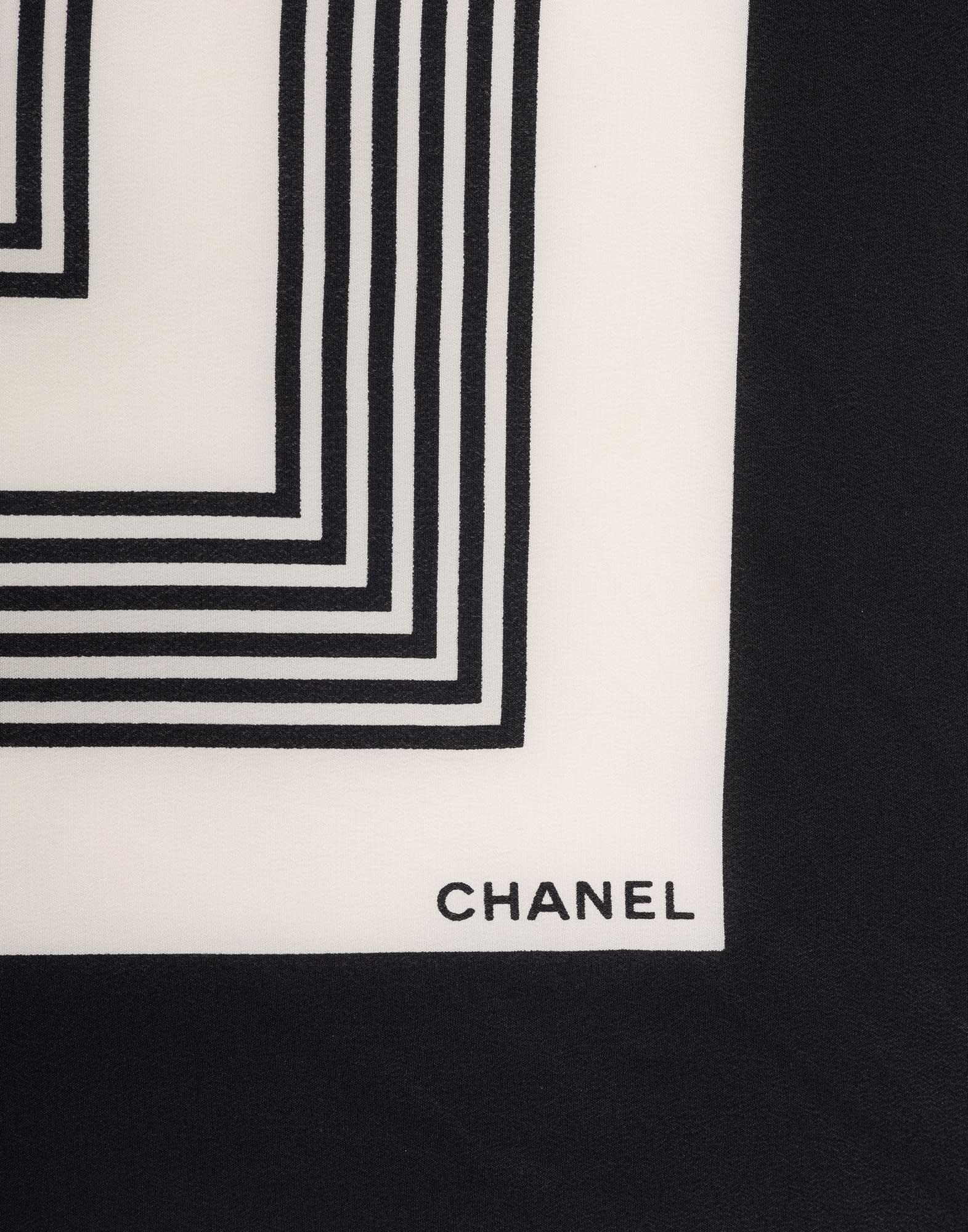 Chanel - Foulard geometrico in seta - immagine 3
