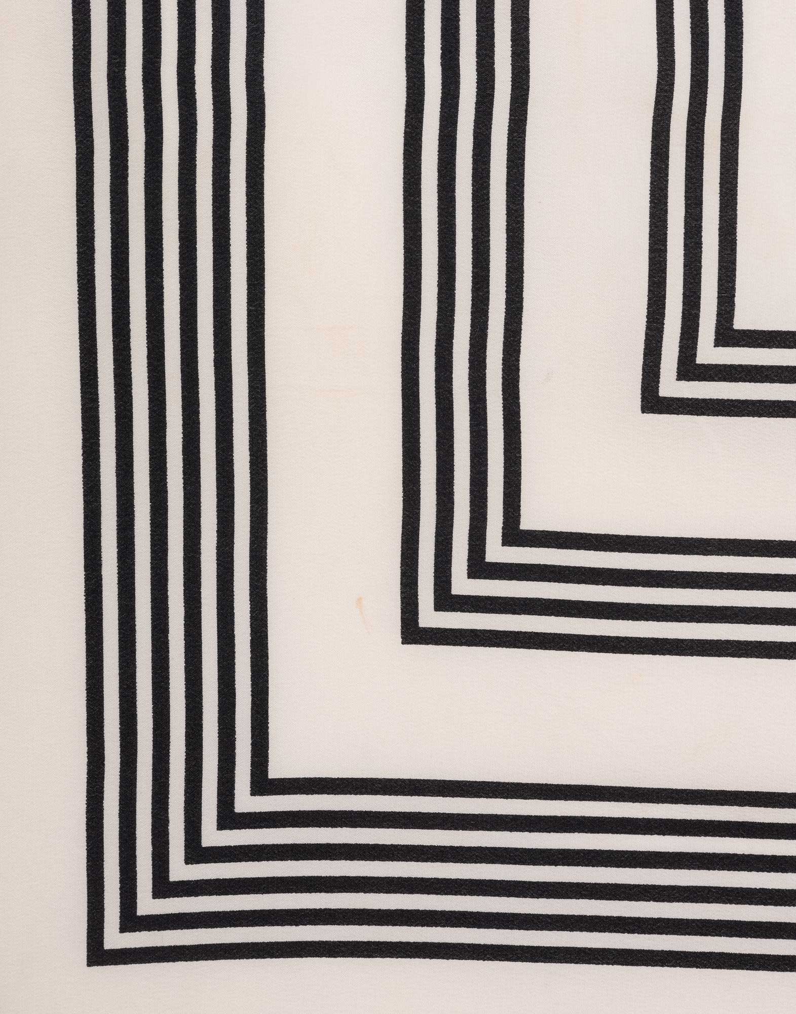 Chanel - Foulard geometrico in seta - immagine 5