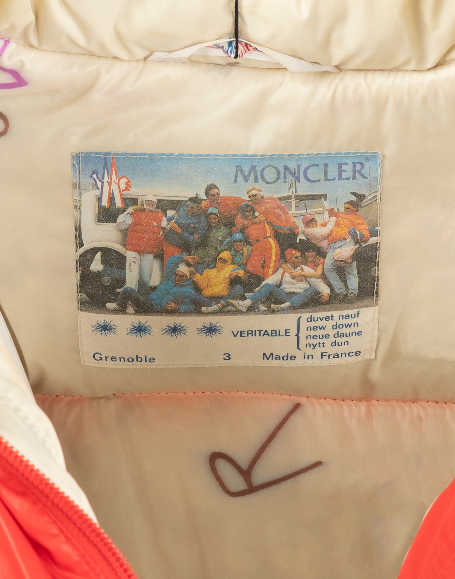 Moncler - 80s red sleeveless down jacket - Image 6