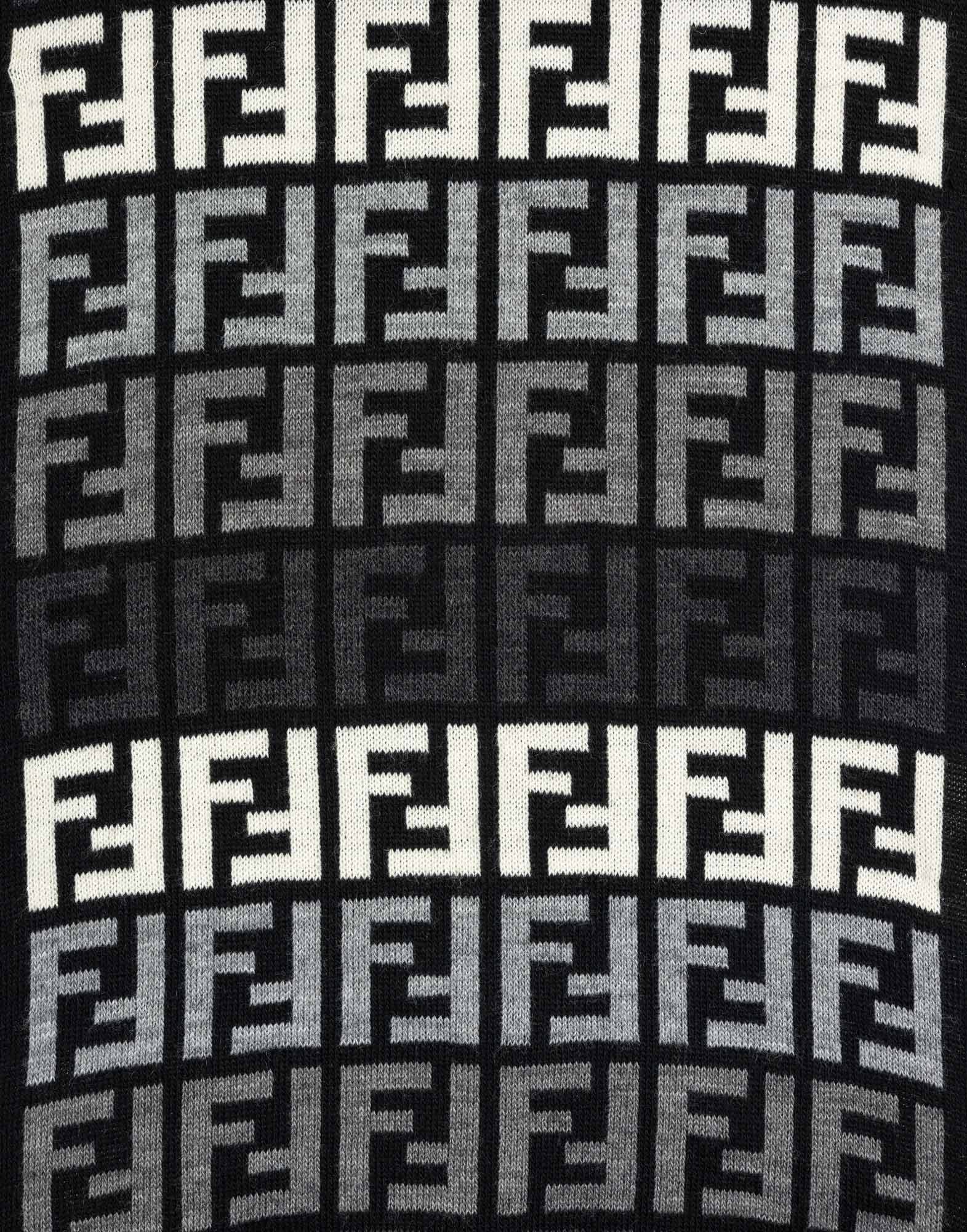Fendi - Sciarpa in lana logata - immagine 2