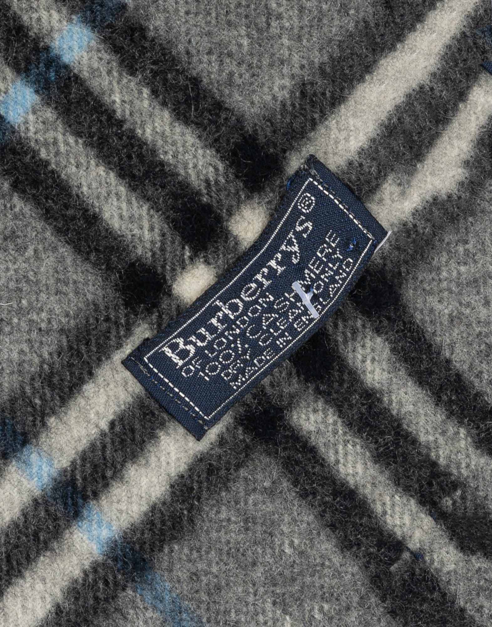 Burberry - Sciarpa grigia in cashmere - immagine 3