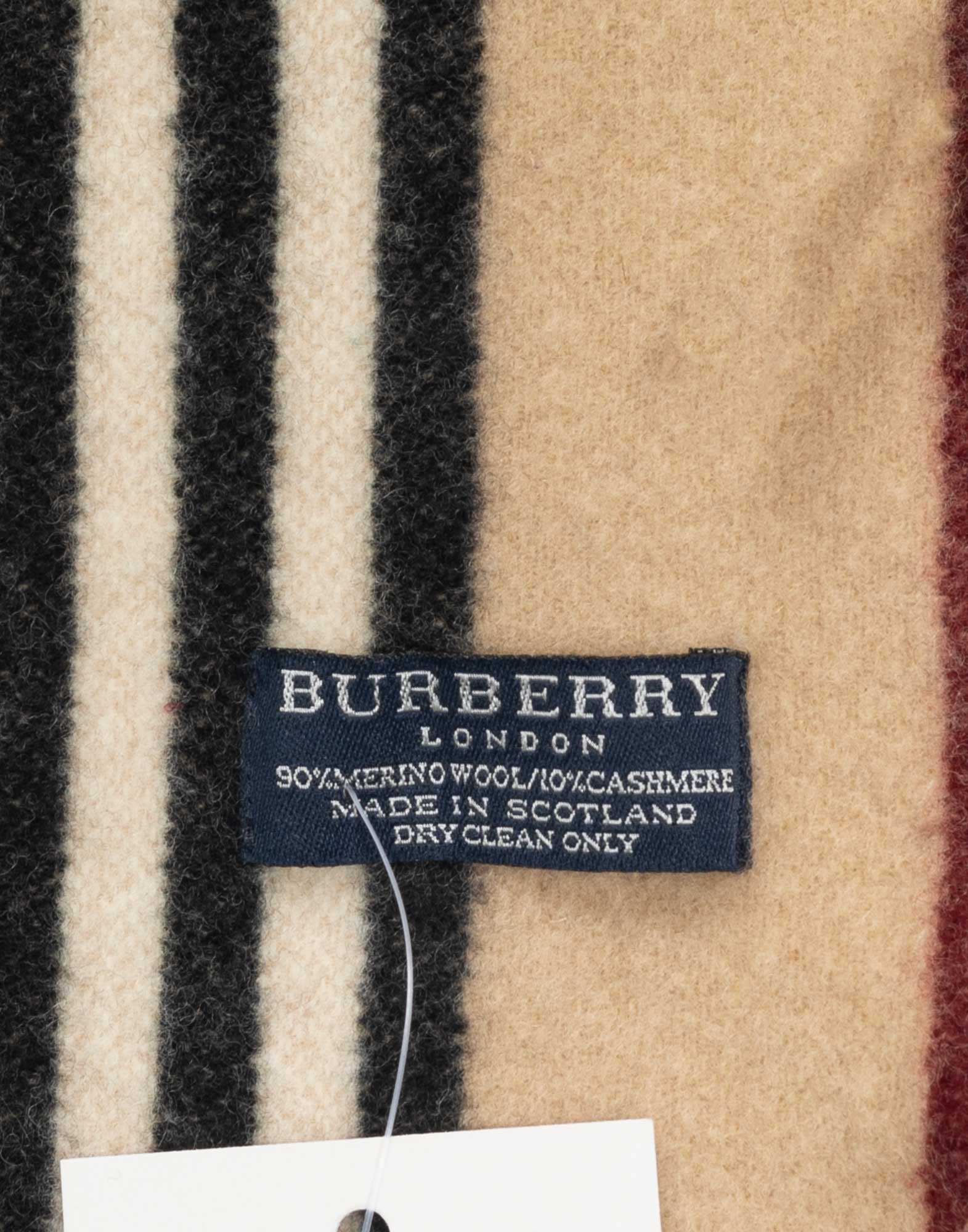 Burberry - Sciarpa beige con frange - immagine 3