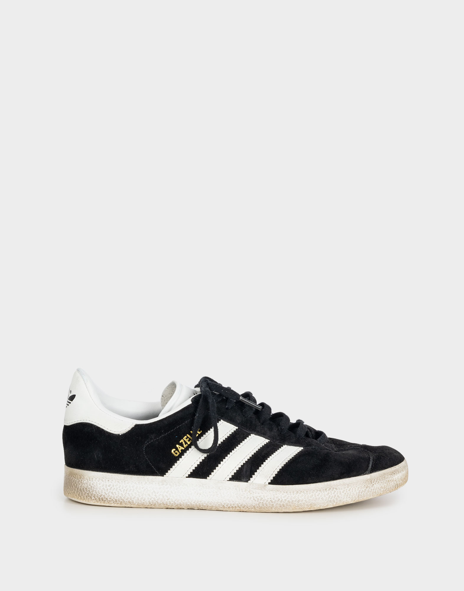 Black and white men's shoes