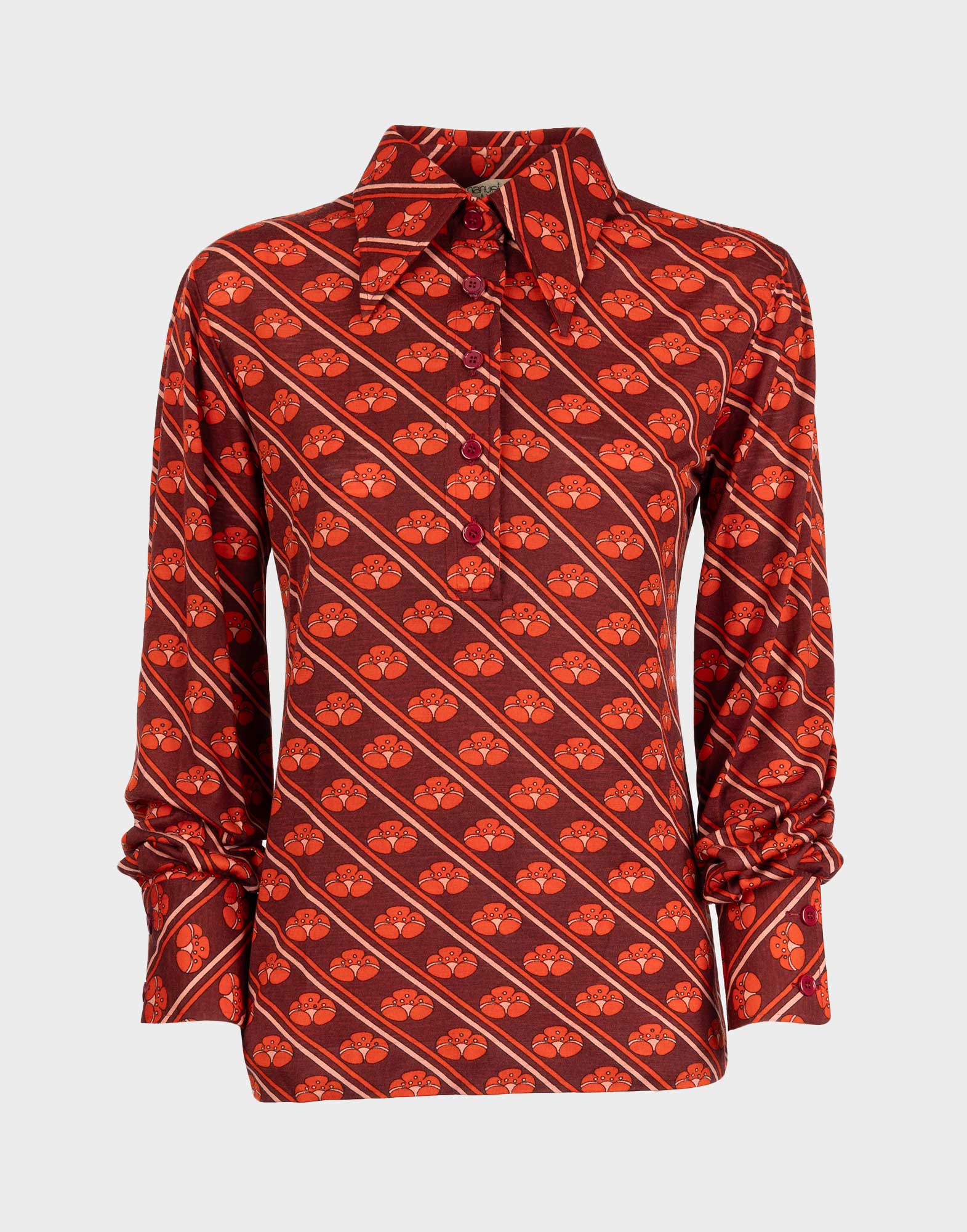 camicia bordeaux da donna a maniche lunghe con colletto a polo, fantasia floreale diagonale.