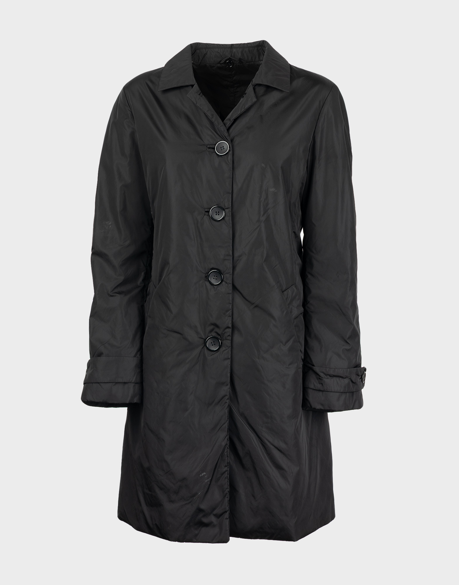 trench nero in nylon da donna monopetto, chiusura anteriore con quattro bottoni, scollo a v