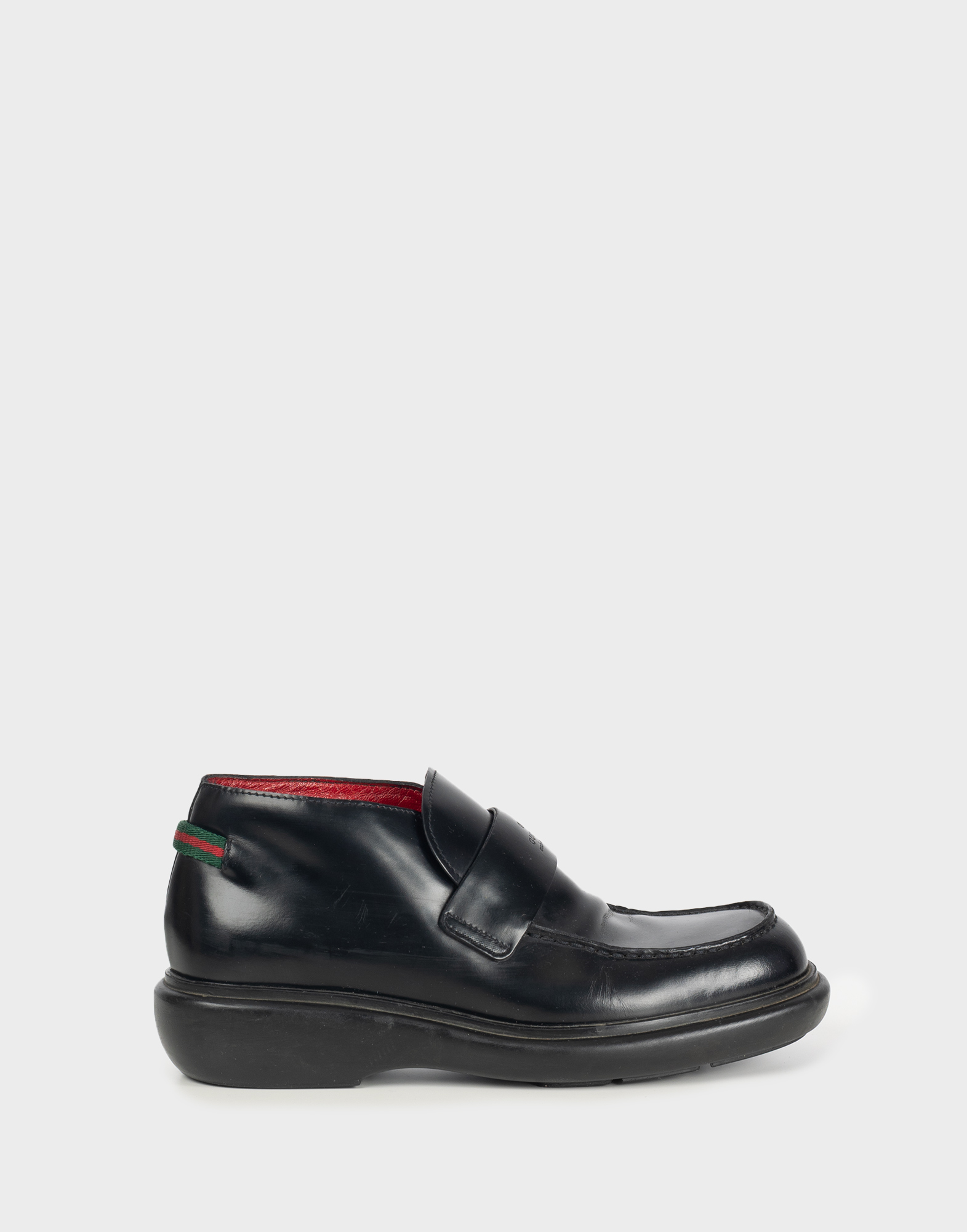 Women's black leather platform loafers, logoed instep buckle