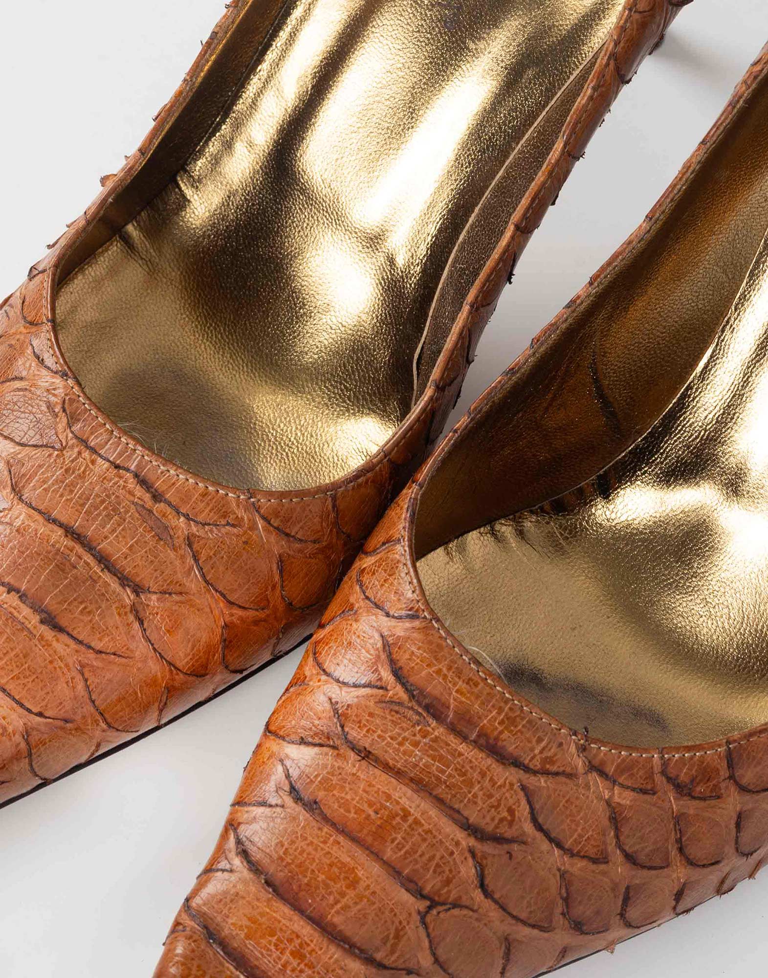 Dolce and Gabbana - Brown leather pumps - Image 5
