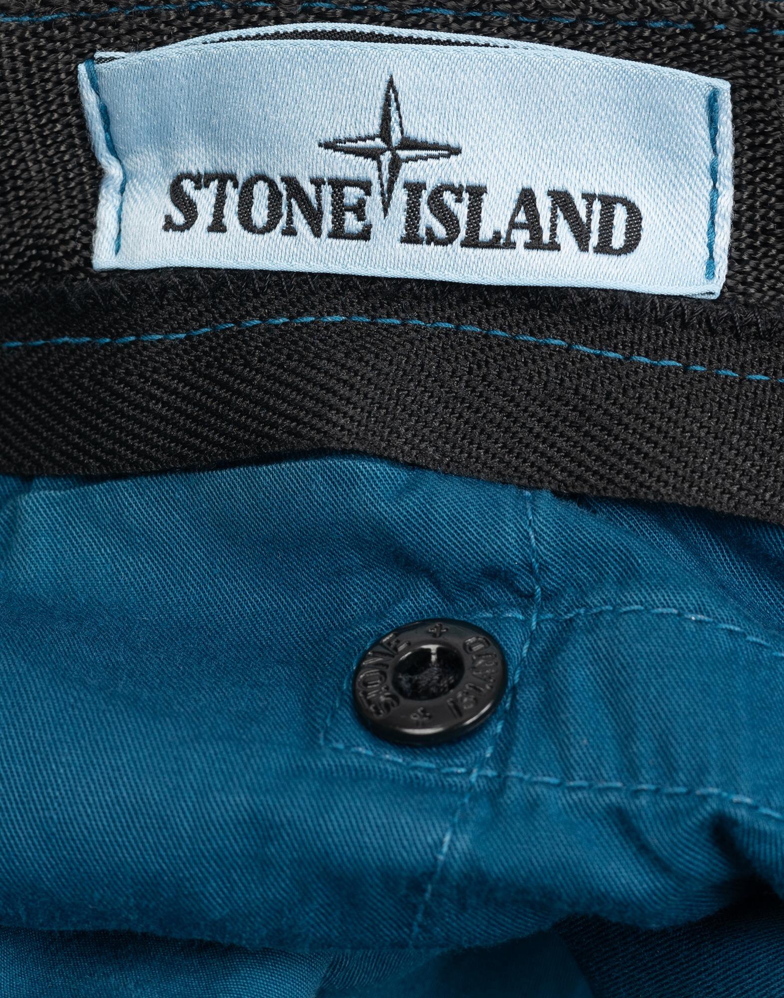 Stone Island - cerulean-colored men's bermuda shorts - Image 3