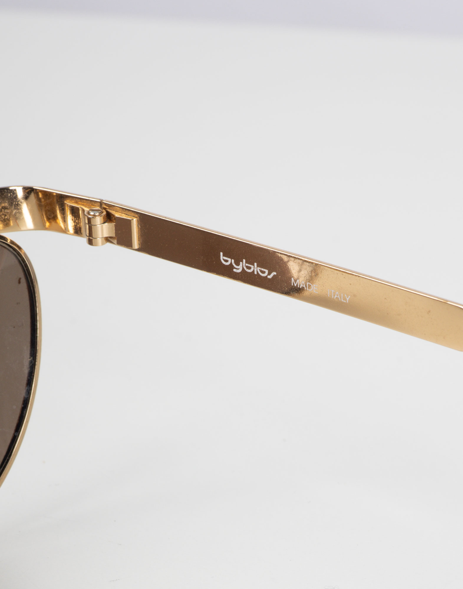 Byblos - Cat-eye glasses with gold frame - Image 4