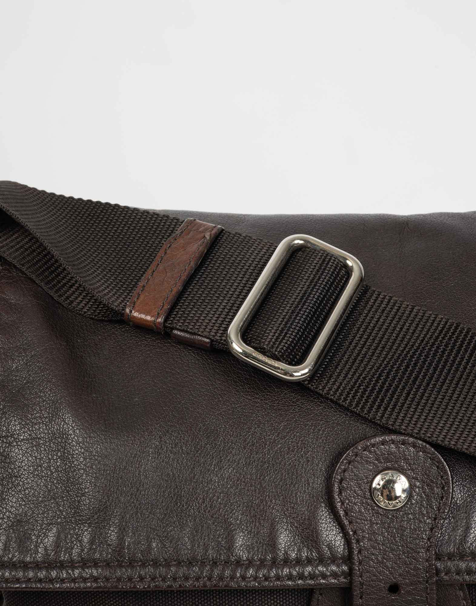 Prada - Brown canvas and leather bag - Image 8