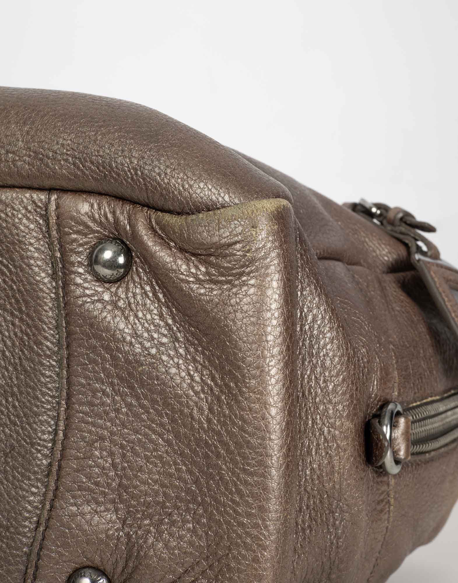 Prada - Borsa a spalla in pelle di vitello - immagine 6