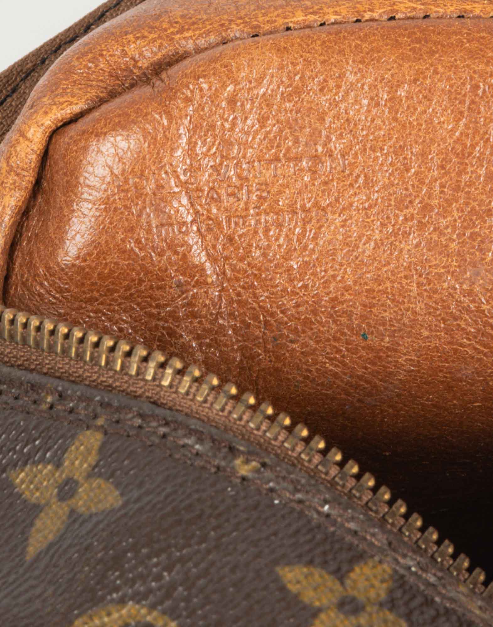 Louis Vuitton - Borsa marrone in pelle a tracolla - immagine 10