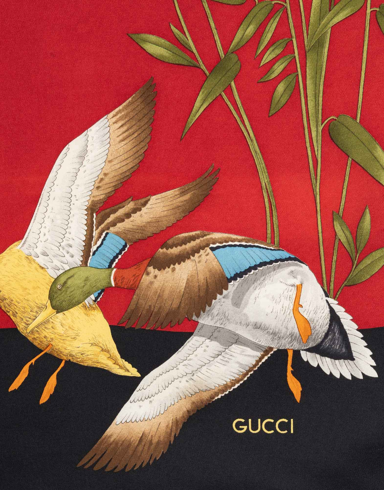 Gucci - Red silk scarf with ducks - Image 3