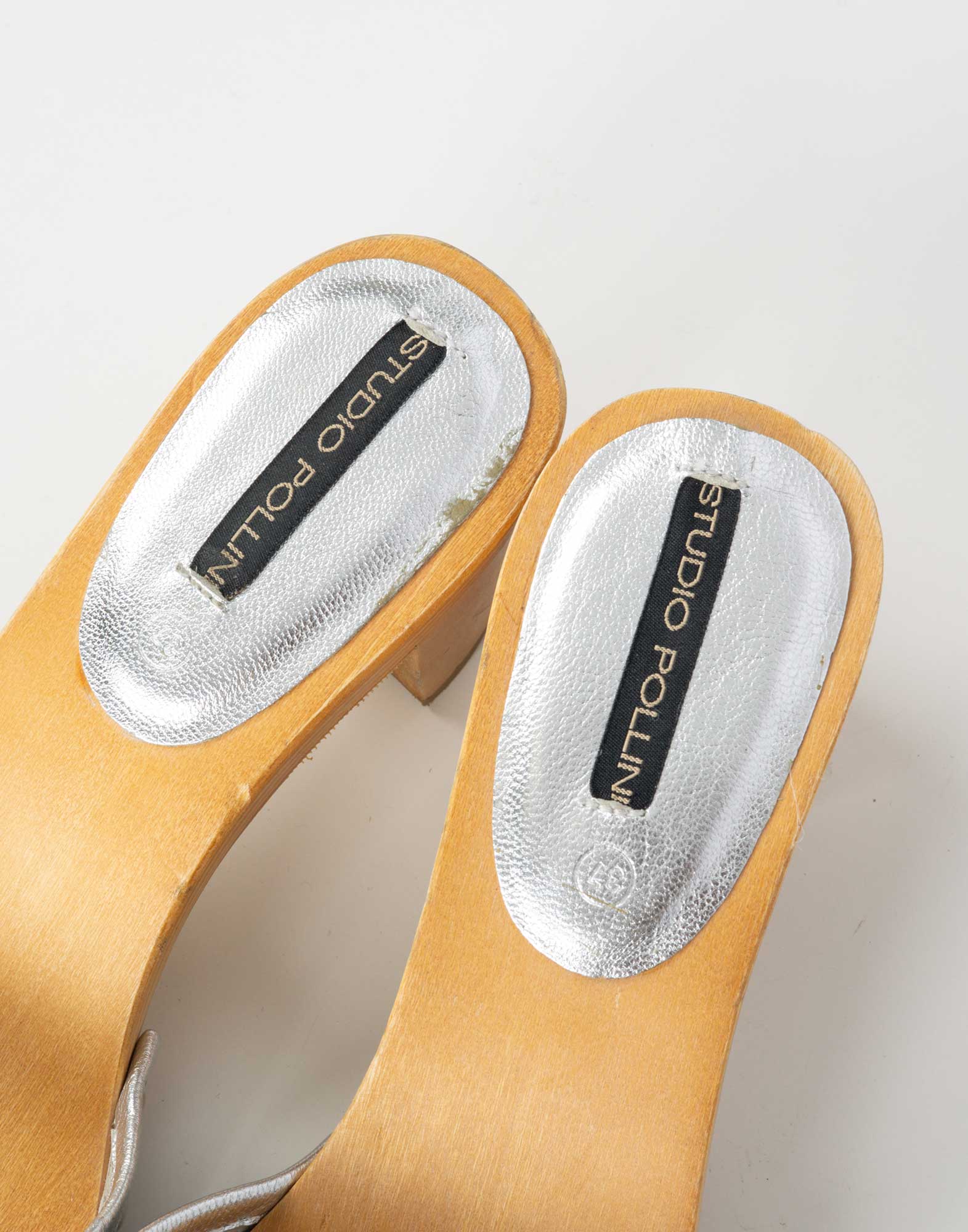 Studio Pollini - Zoccoli in legno con tela argento - immagine 6