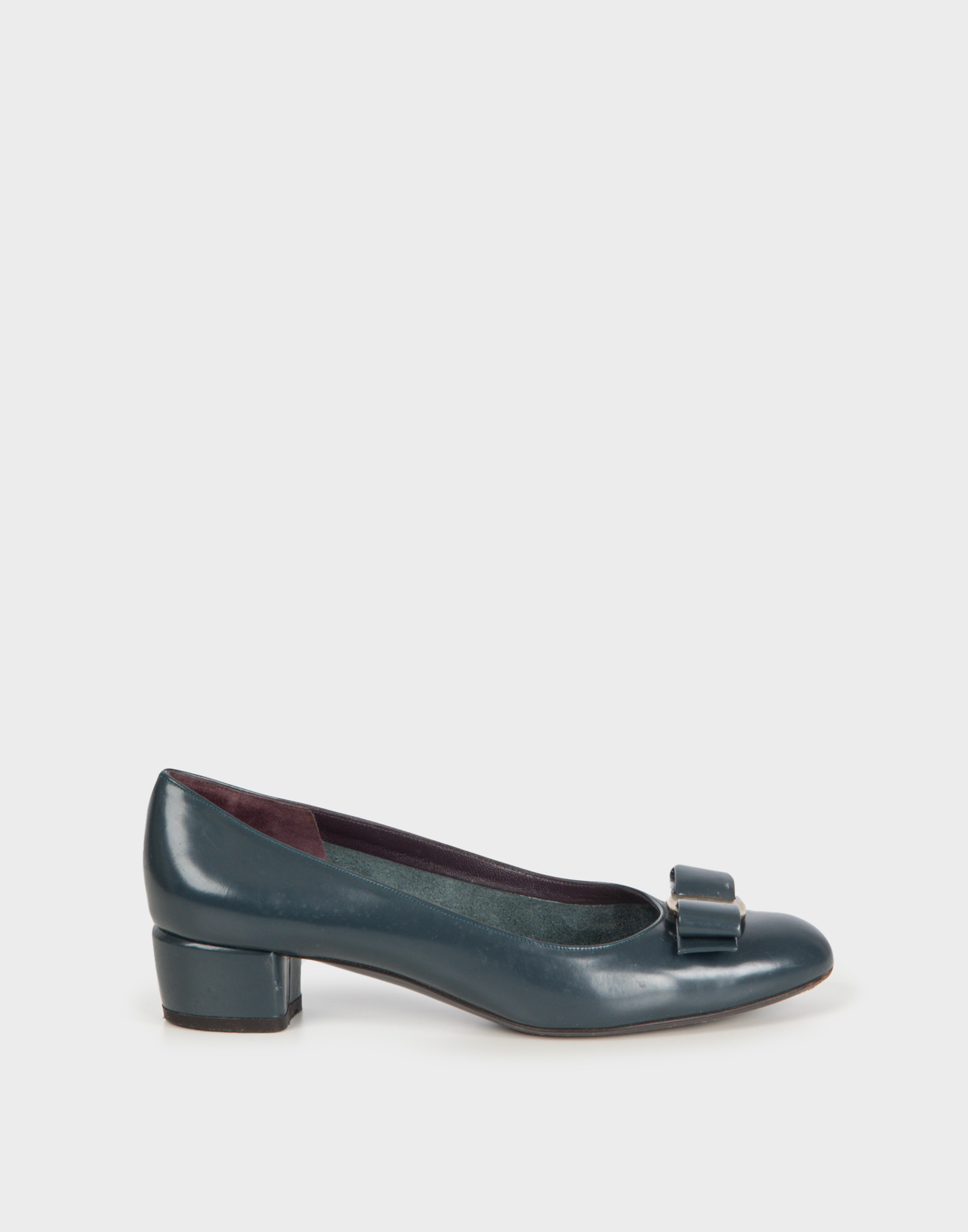 scarpe ferragamo verde in pelle con fiocco sul davanti