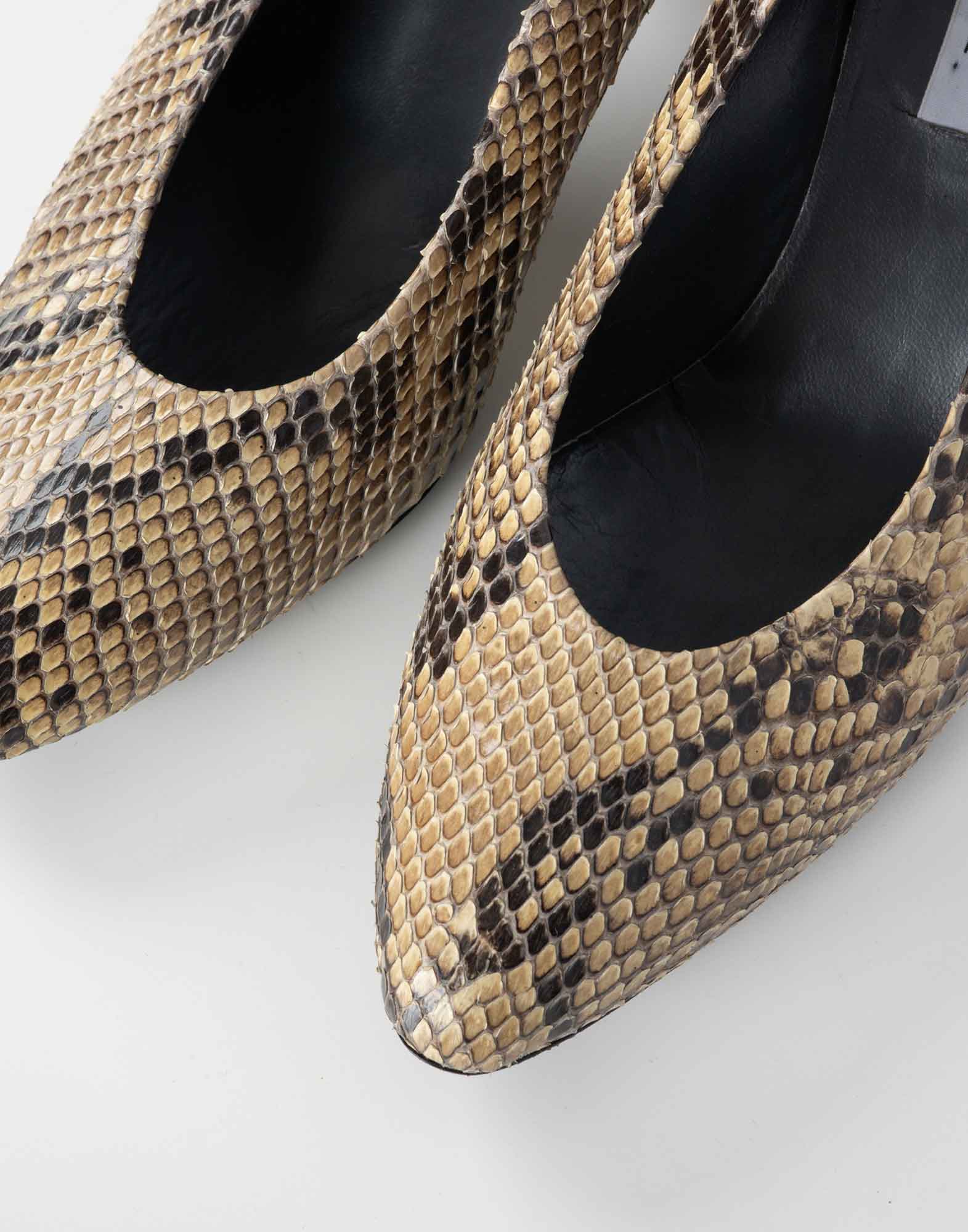 Laura Biagiotti - Decollete in python leather - Image 6