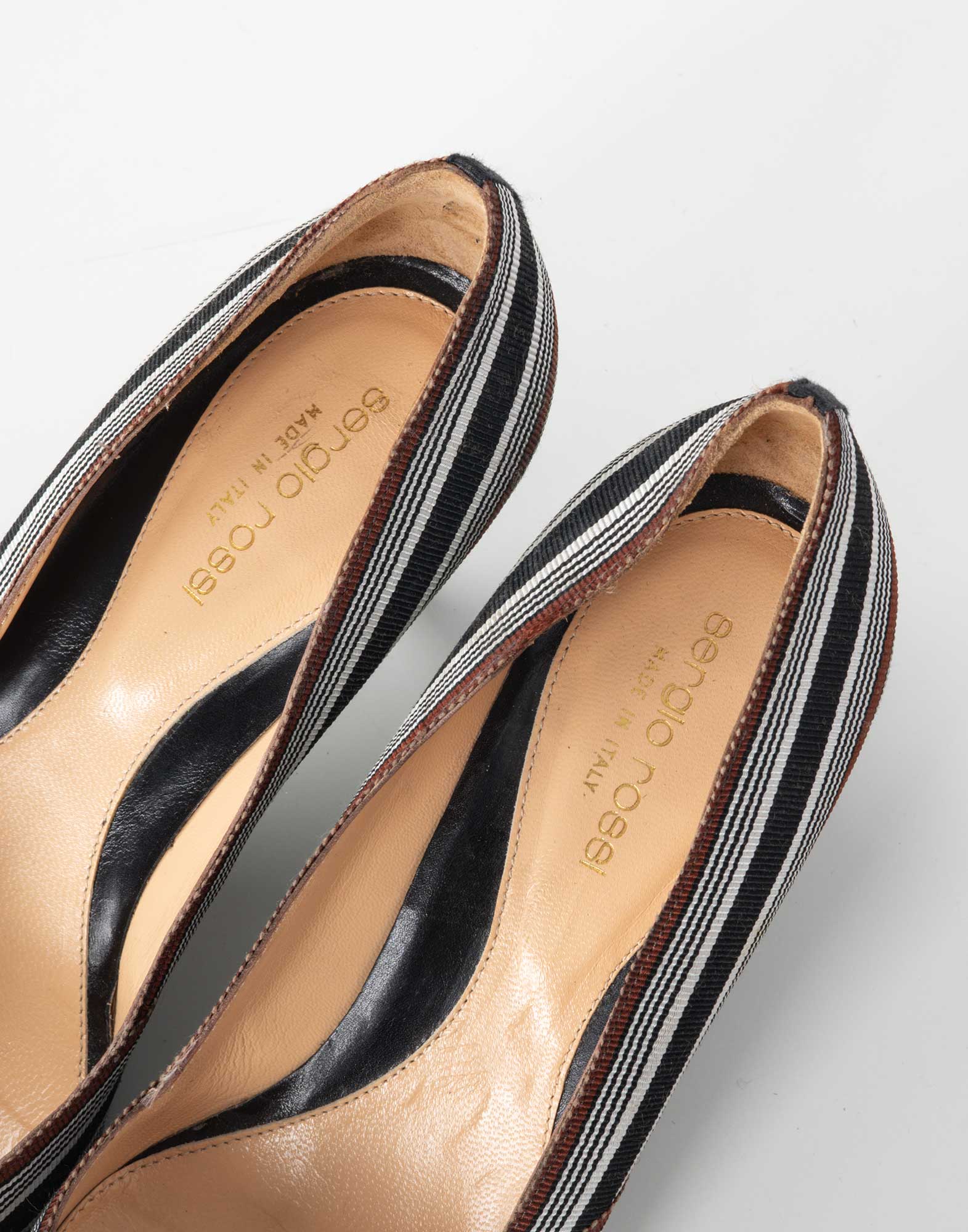 Sergio Rossi - Pointed canvas shoes with heel - Image 5