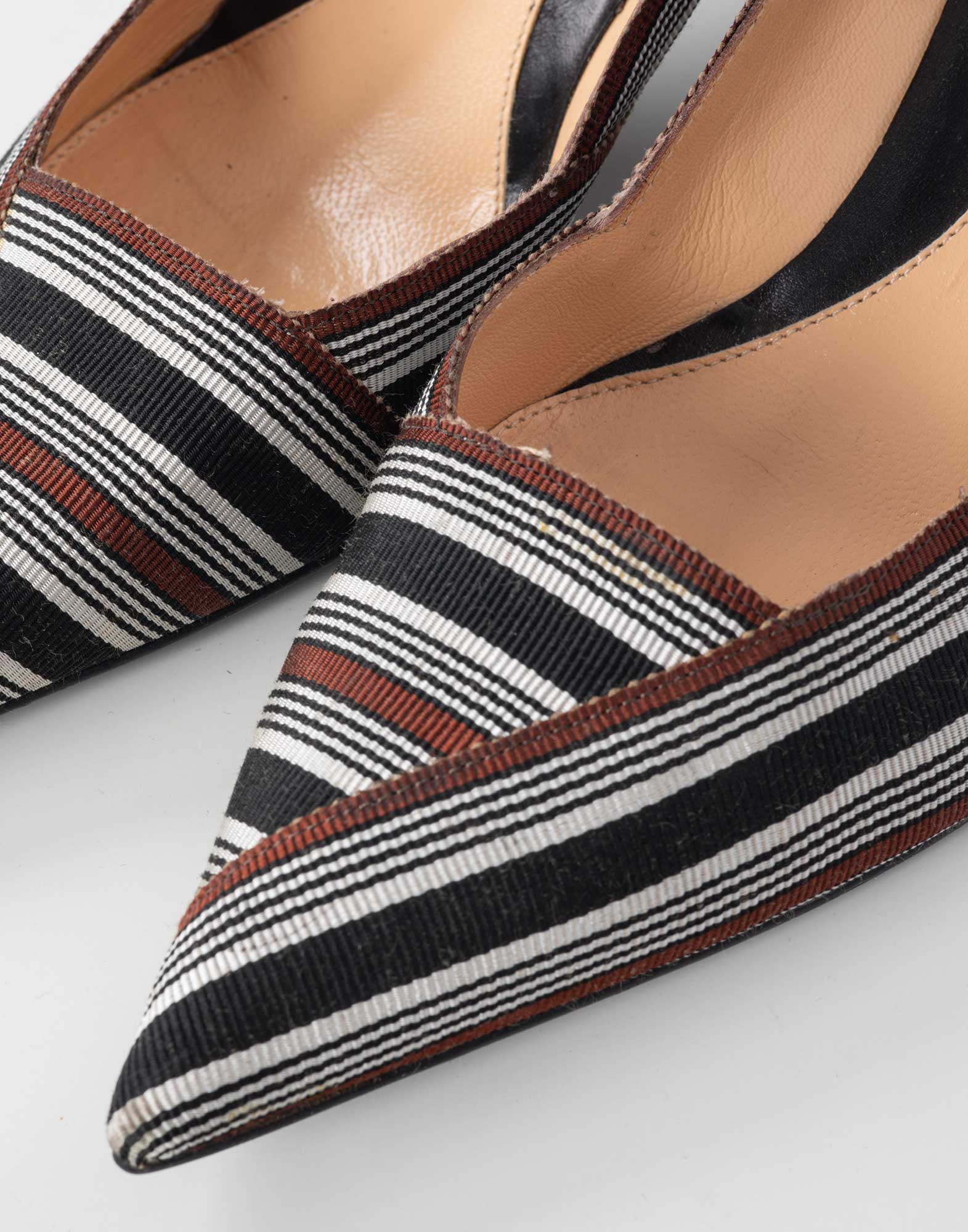 Sergio Rossi - Pointed canvas shoes with heel - Image 6