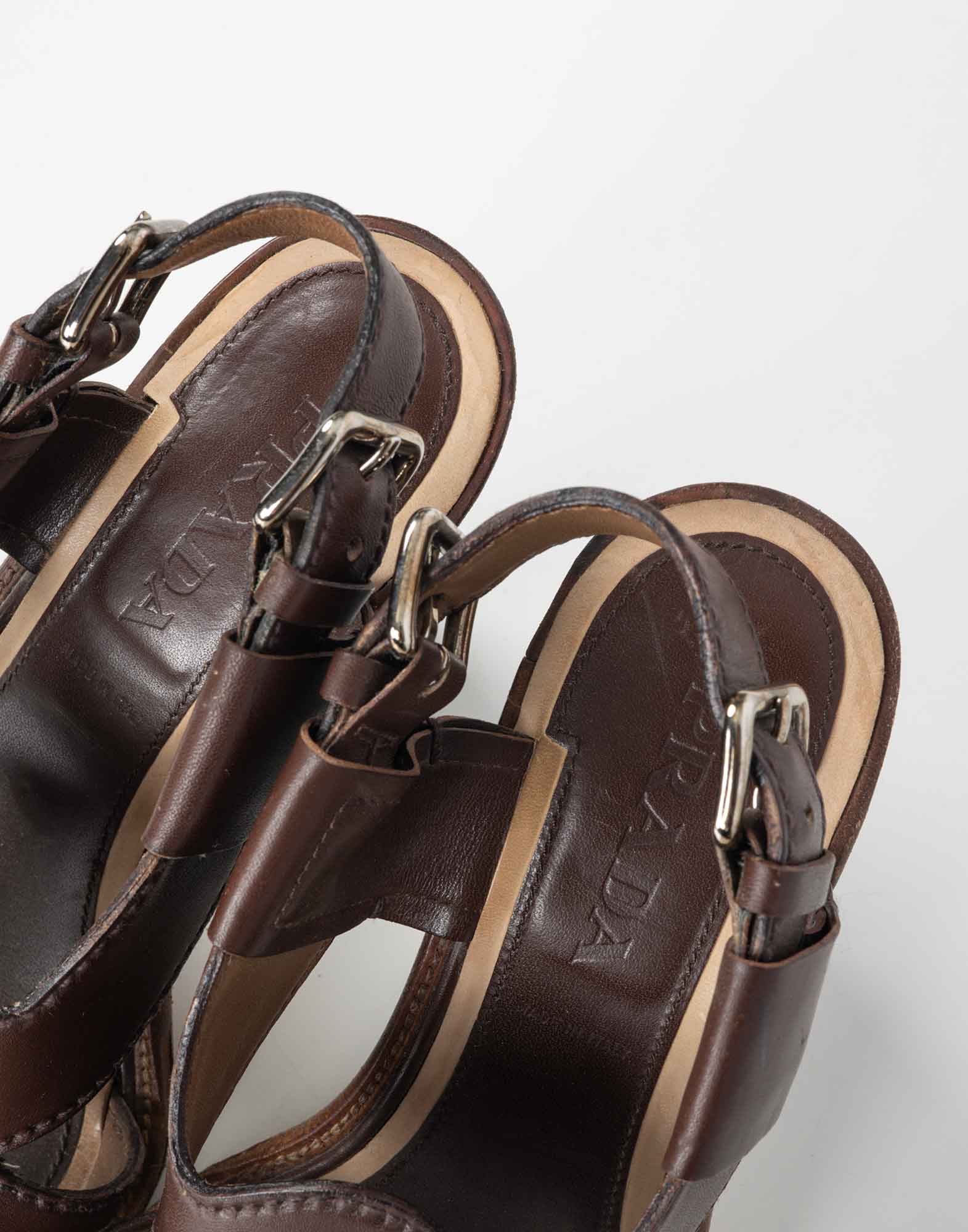 Prada - Sandali marroni in pelle - immagine 5