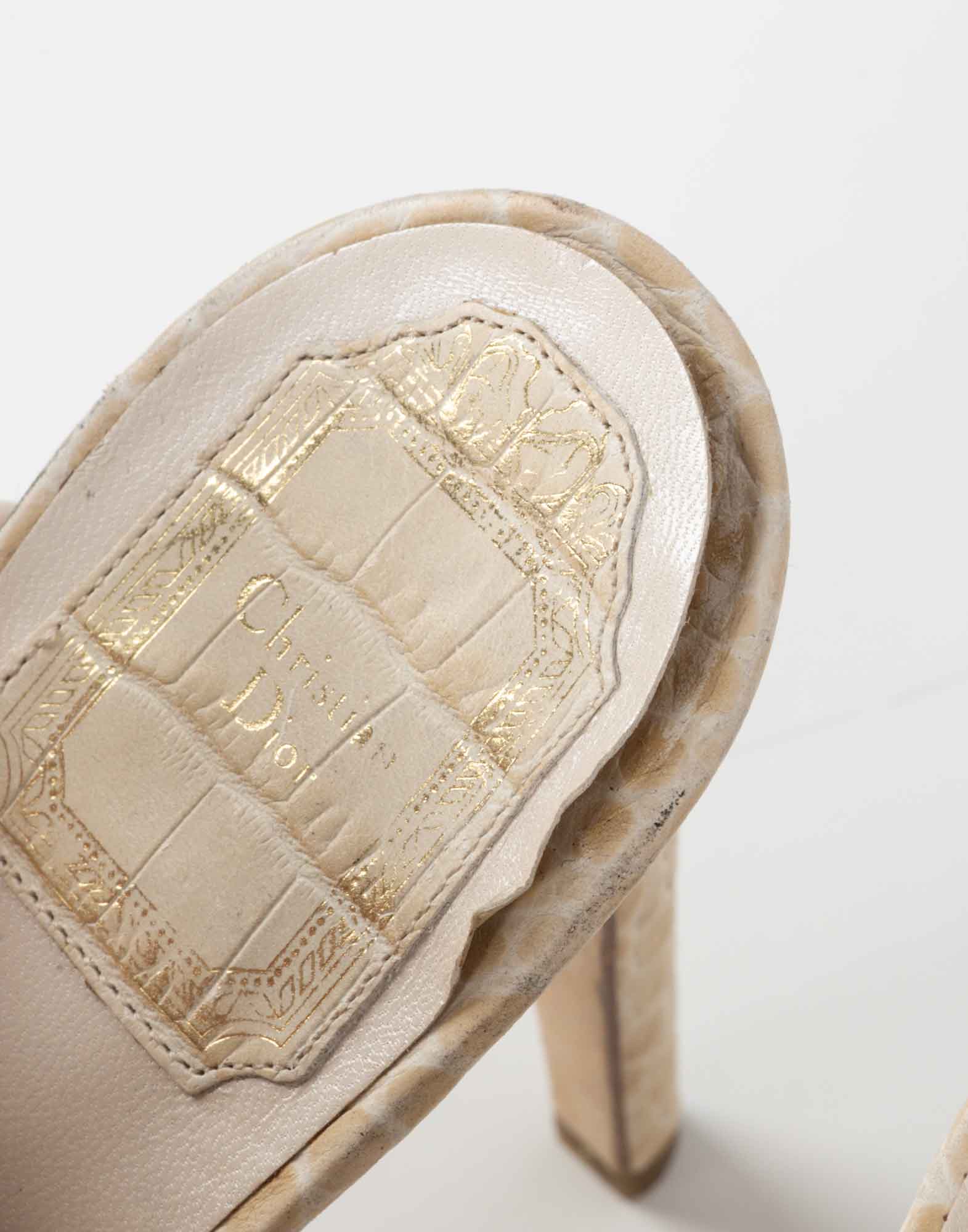 Christian Dior - Decollete beige in pelle con plateau - immagine 8