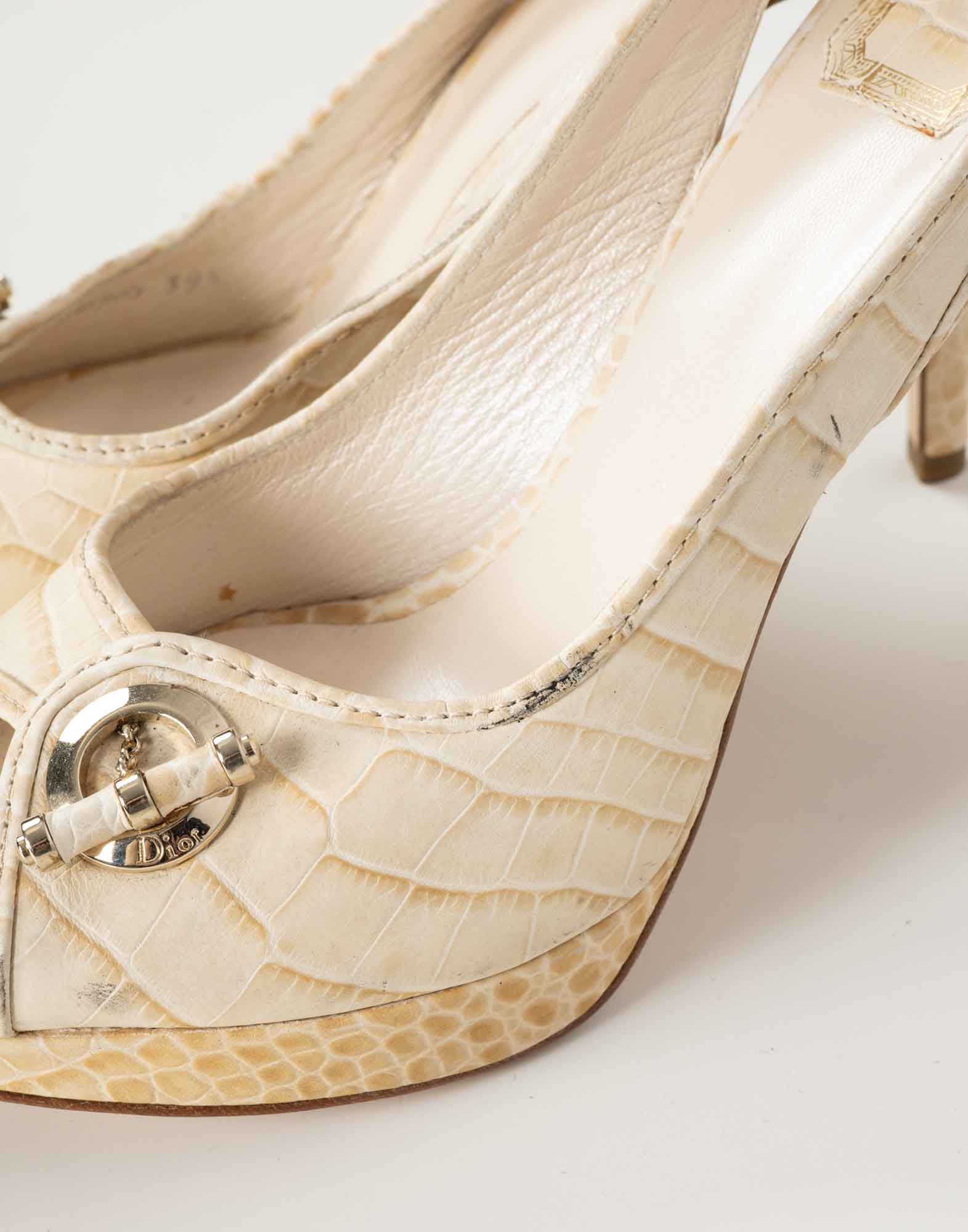 Christian Dior - Decollete beige in pelle con plateau - immagine 9