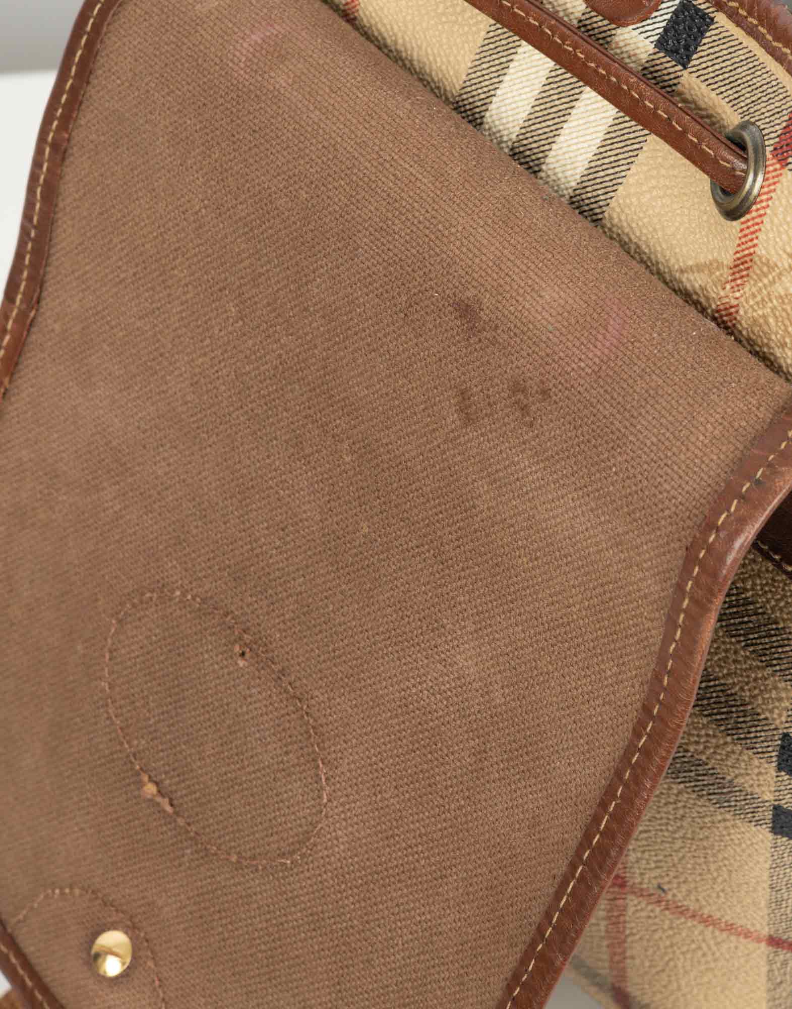 Burberrys - Check Patterned Leather Backpack - Image 7