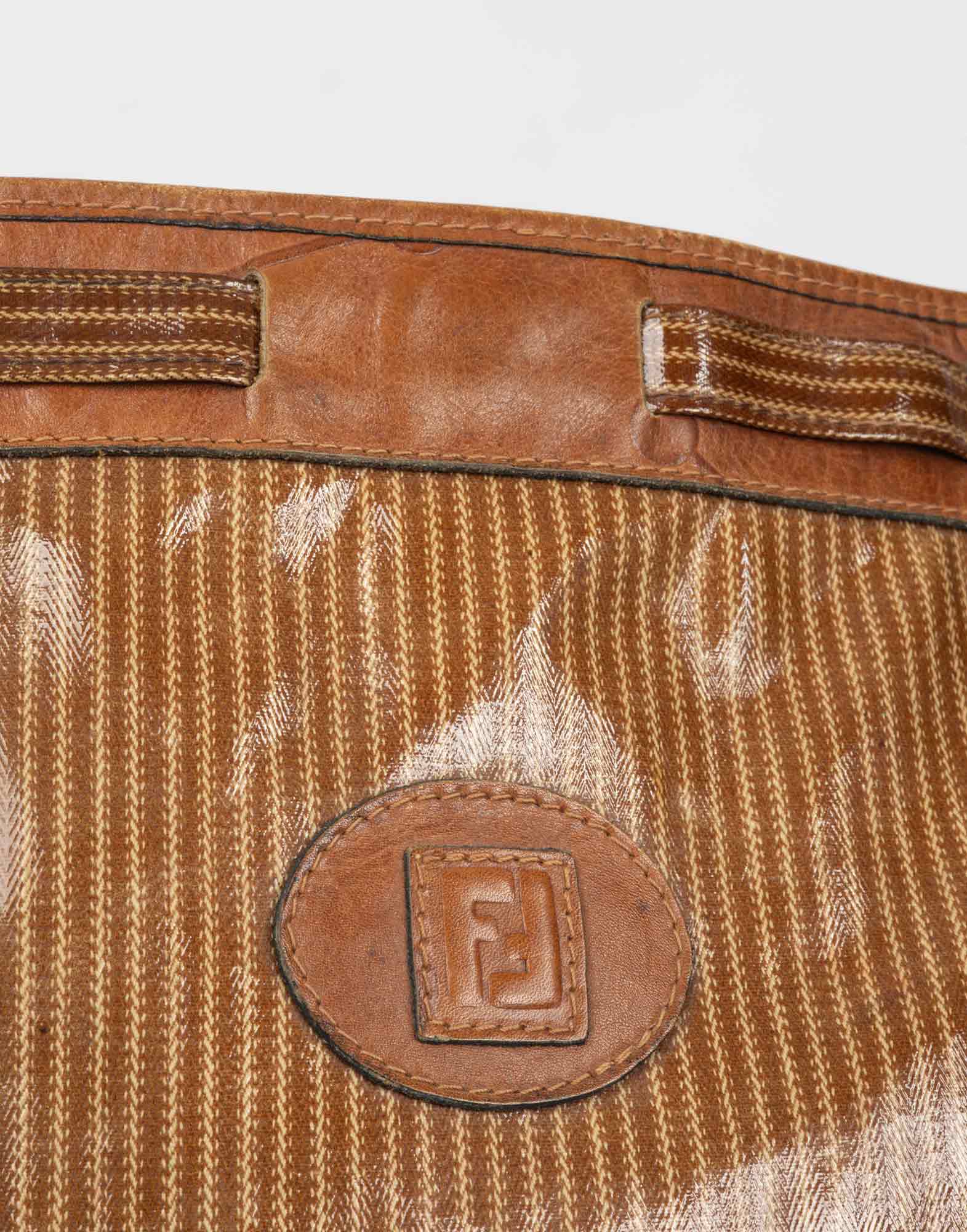 Fendi - Borsa grande a tracolla anni '80 - immagine 6