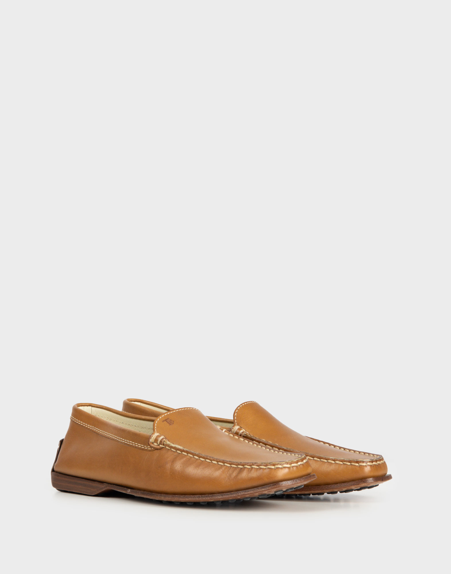 Tod's - Mocassini in pelle color cammello - immagine 2